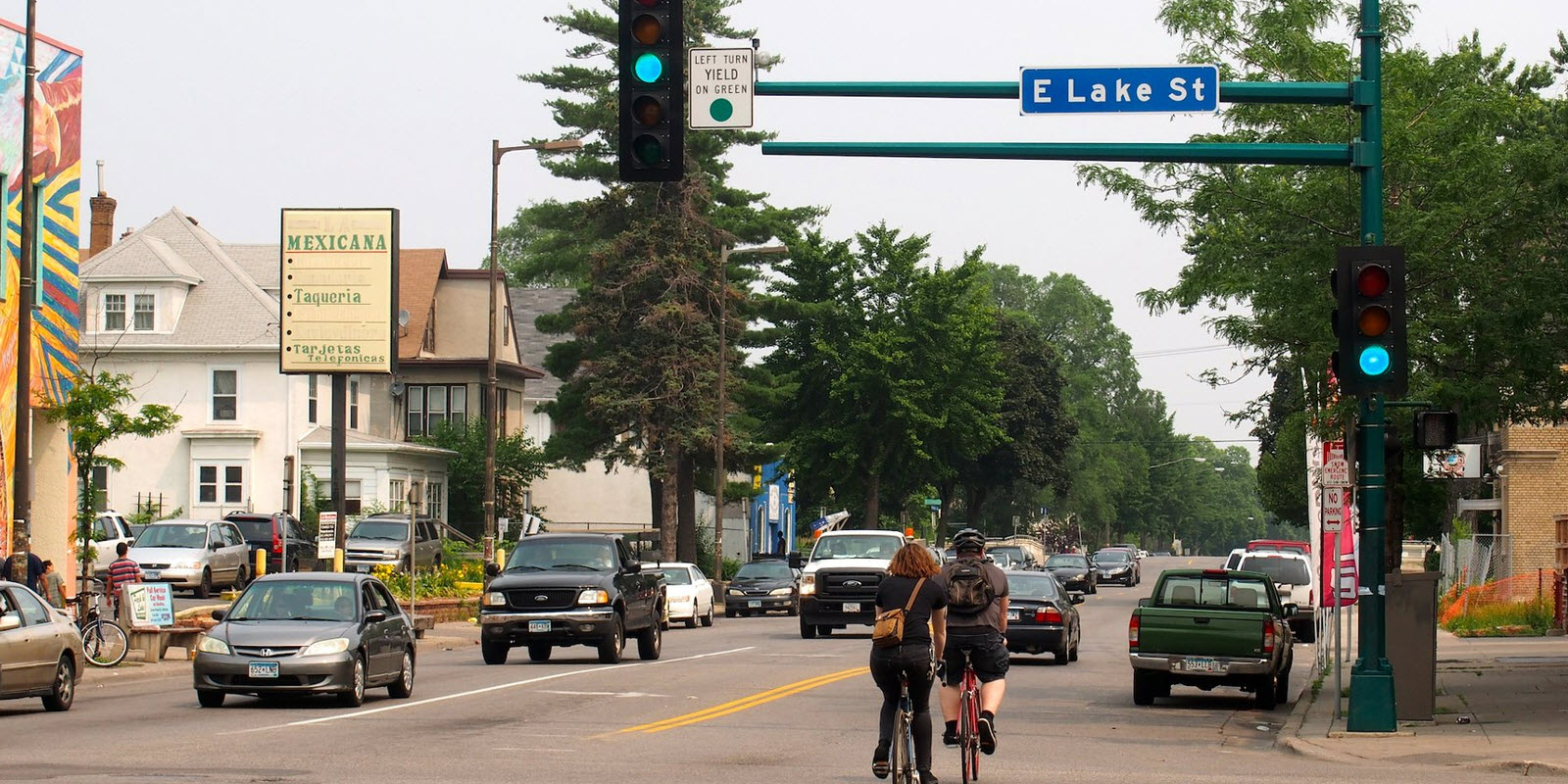 A new model of safety centers