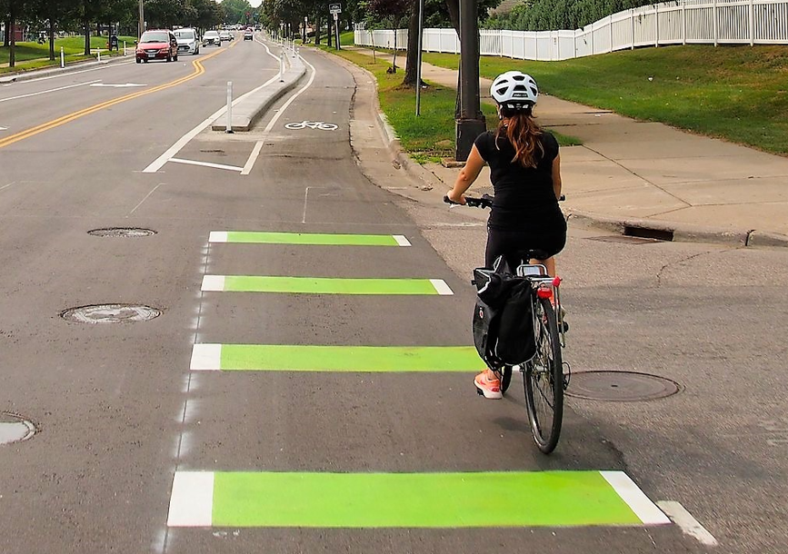 green bike lane green bike lane