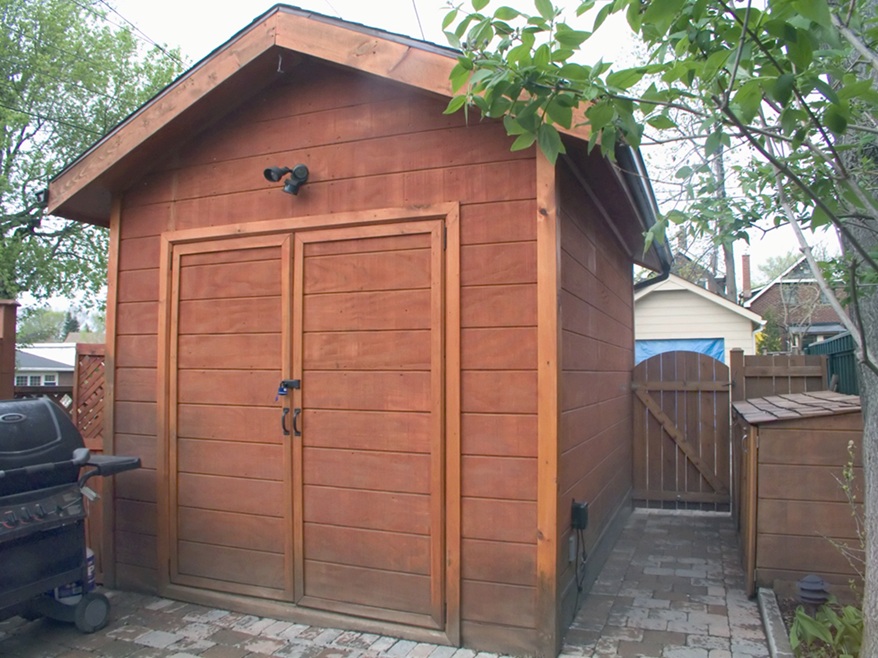 shed-exterior-construction-adobe-stock