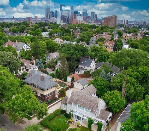 Minneapolis neighborhood with skyline in background